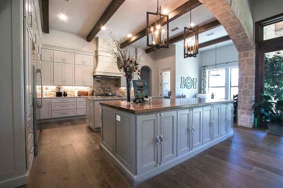 Kitchen remodeling near Belton by Surface Source Design Center
